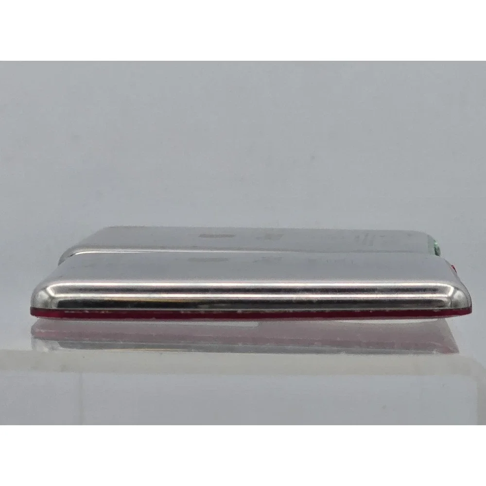 2 Apple iPod nano 8GB - 3rd Generation‎ - Green & Red A1236 For Parts! SEE PICS!